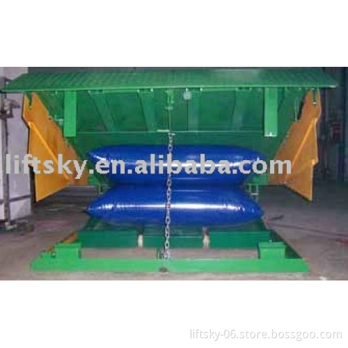 LSA12-670D Air Bag Dock Leveler